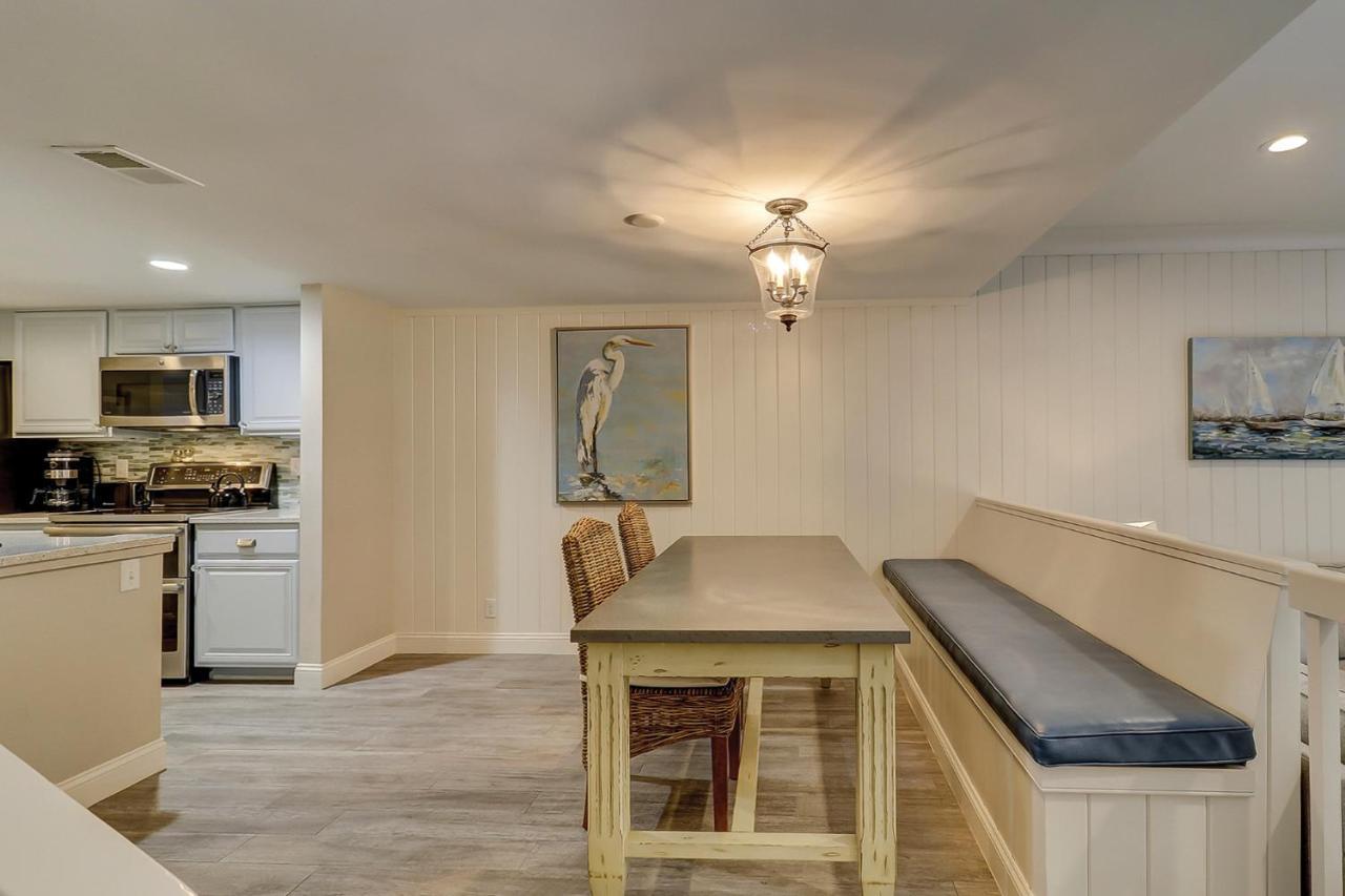 Luxury Updated New Kitchen New Floors, New Tvs, Bikes & Beach Gear Included ฮิลตันเฮดไอส์แลนด์ ภายนอก รูปภาพ